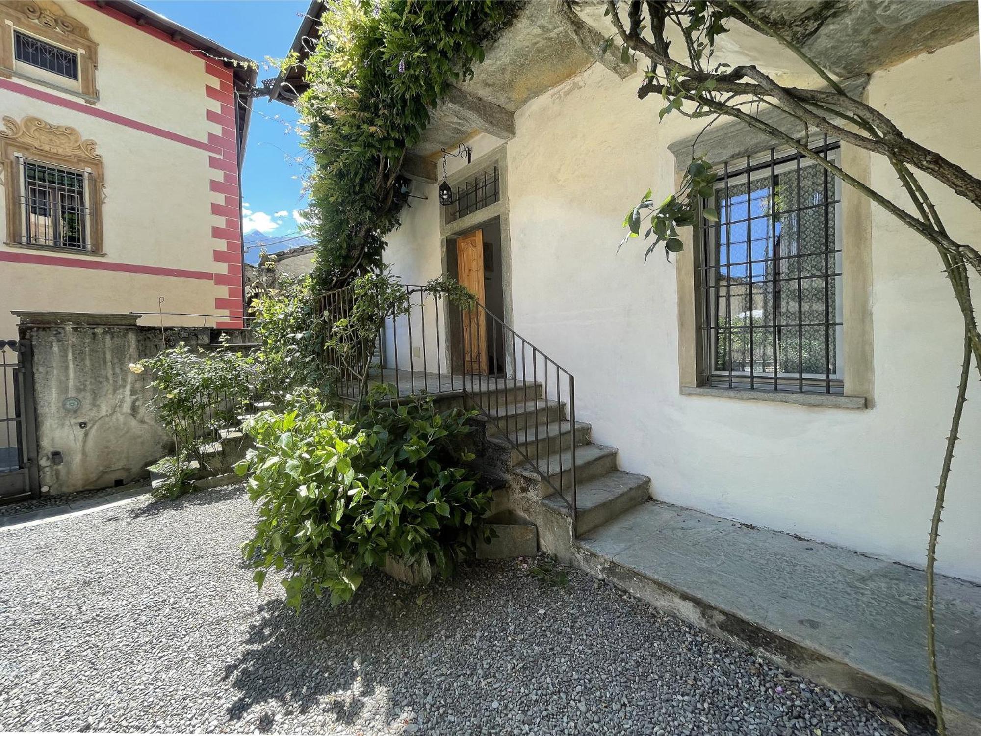 Piano Nobile Al Roseto Del Drago Villa San Bernardo  Exterior photo