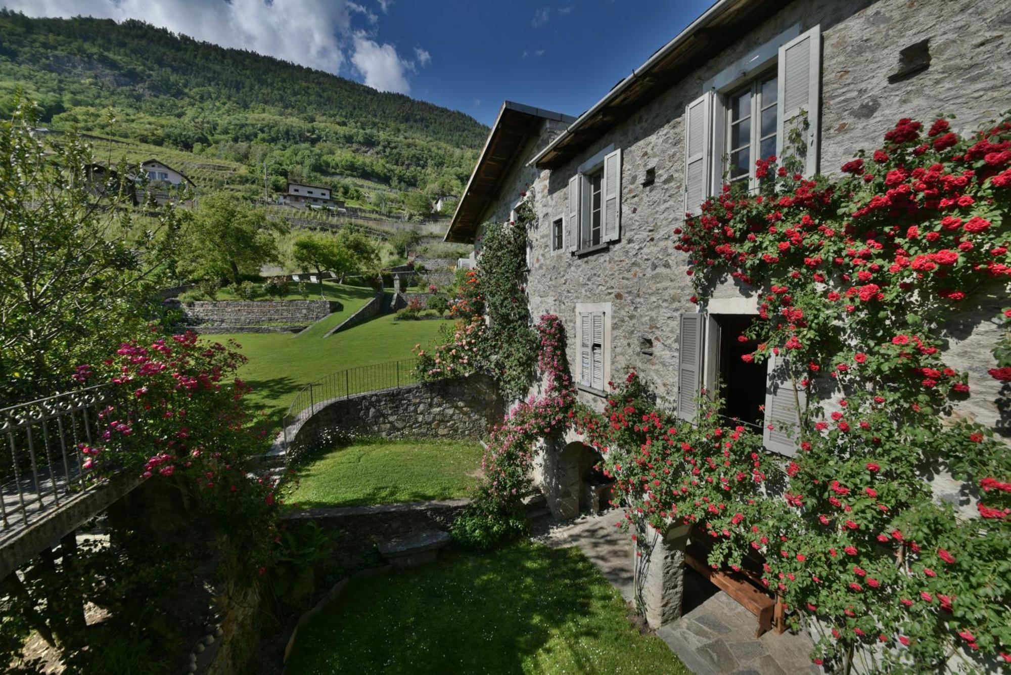 Piano Nobile Al Roseto Del Drago Villa San Bernardo  Exterior photo